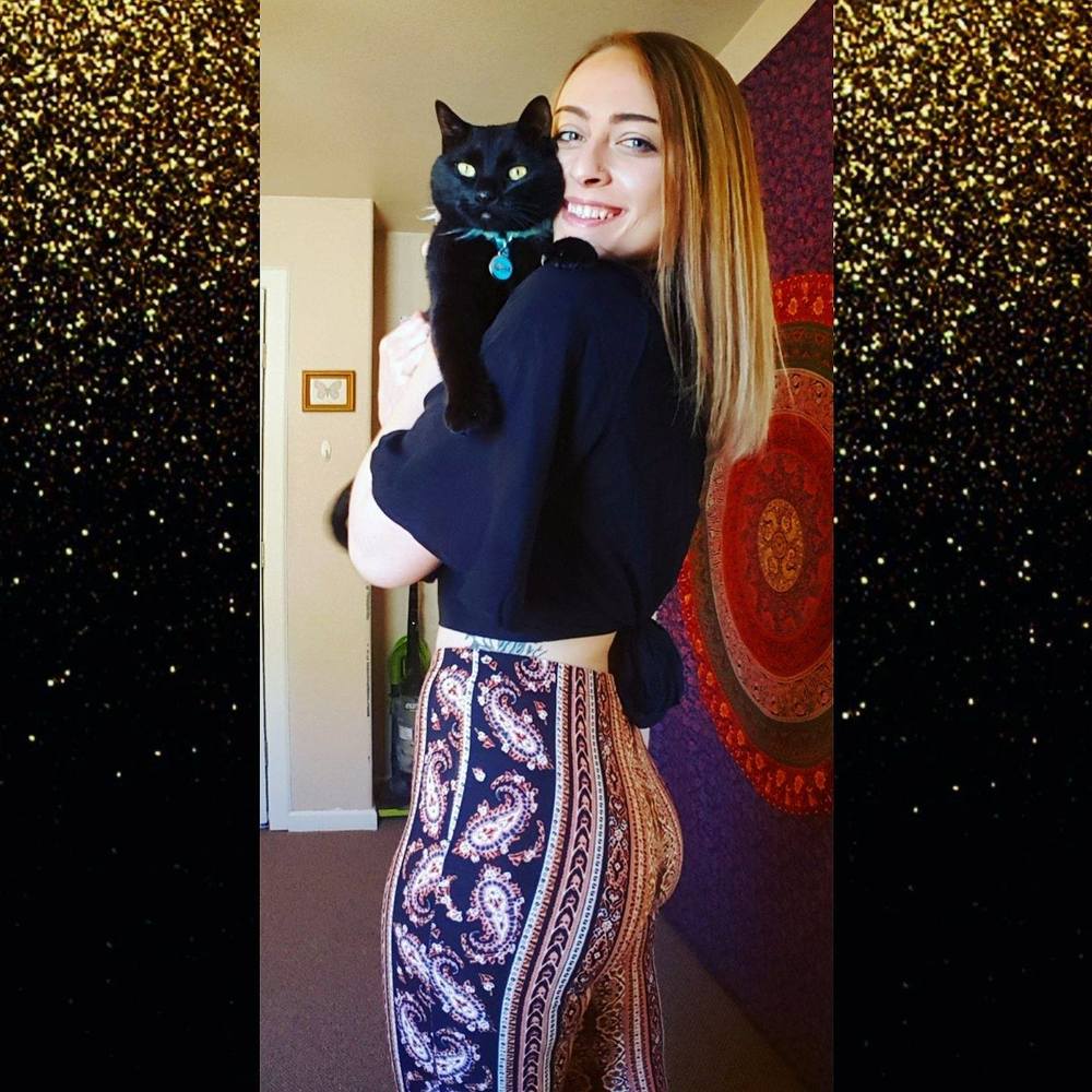 Meet your Posher, Kati